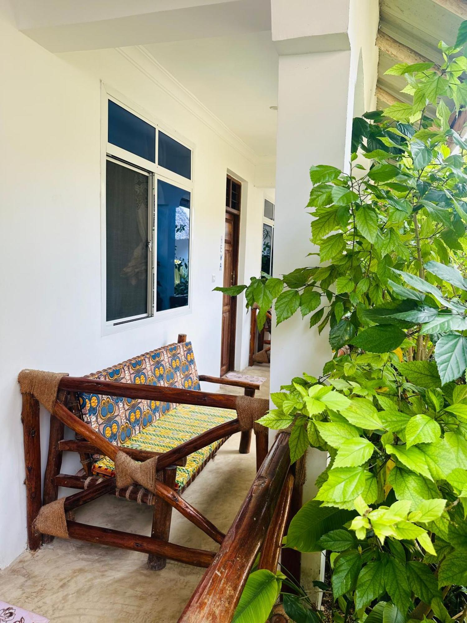 Lighthouse Guesthouse Nungwi Ngoại thất bức ảnh